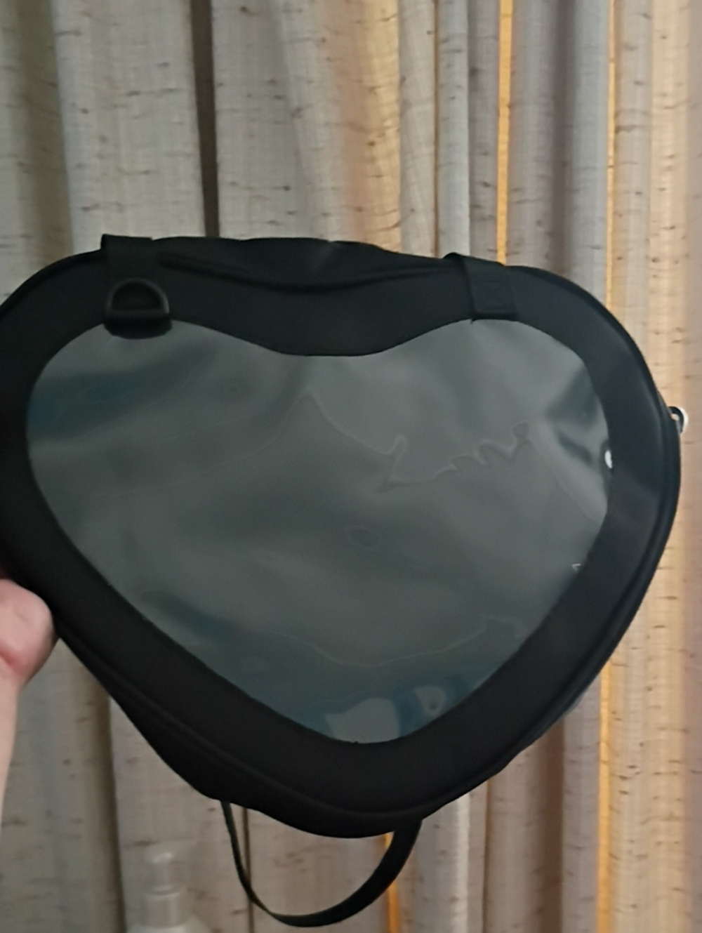 Heart-Shaped Clear Window For Pins Or More Crossbody Bag - Black